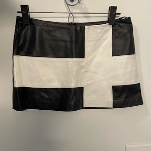 Leather black and white skirt